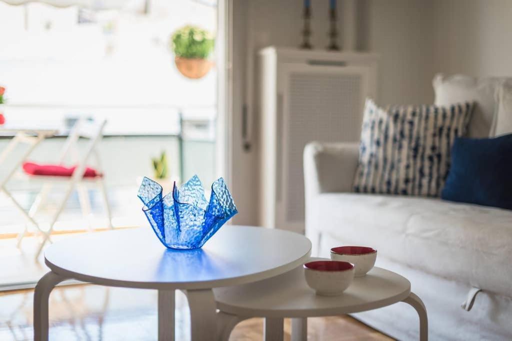 New! Bright & Remodeled 1Bed Apt 2Min Walk To Acropolis アテネ エクステリア 写真